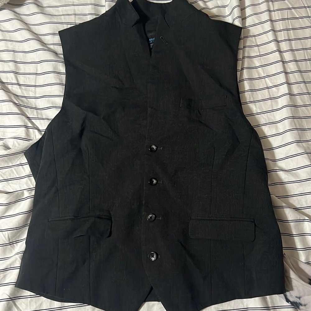 Murano grey vest